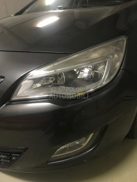 Opel Astra J reg/servisi