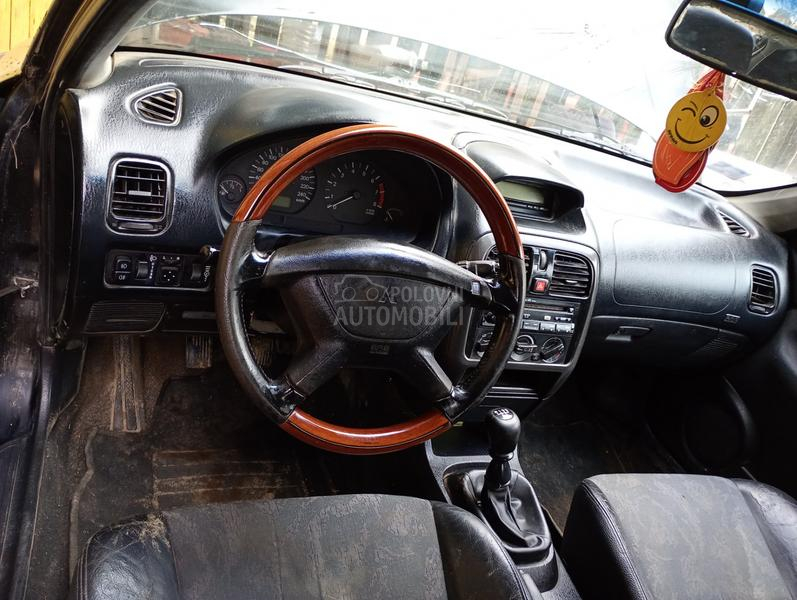 Mitsubishi Carisma 1.6