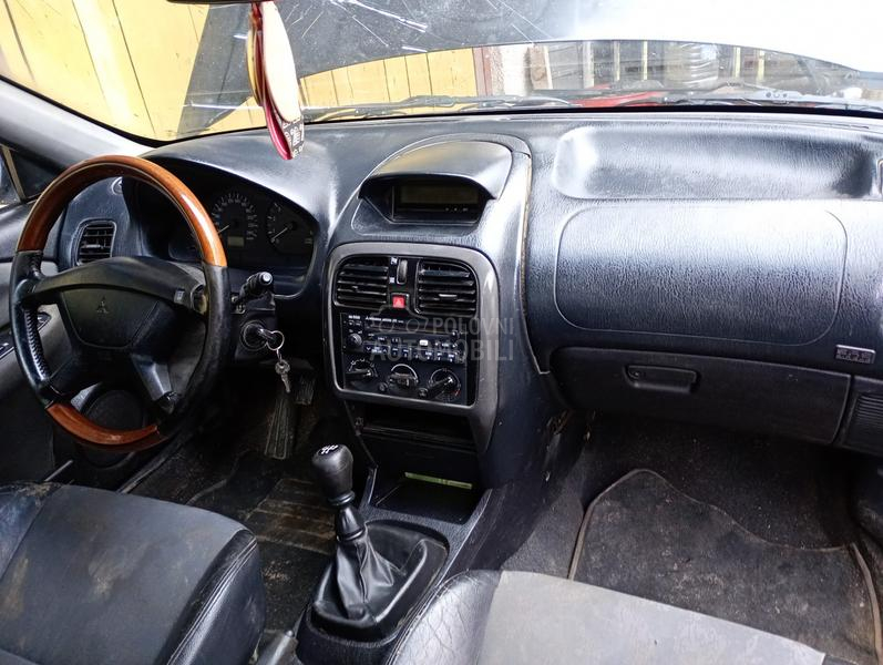 Mitsubishi Carisma 1.6