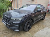 Volkswagen Touareg R BLACK NOVO