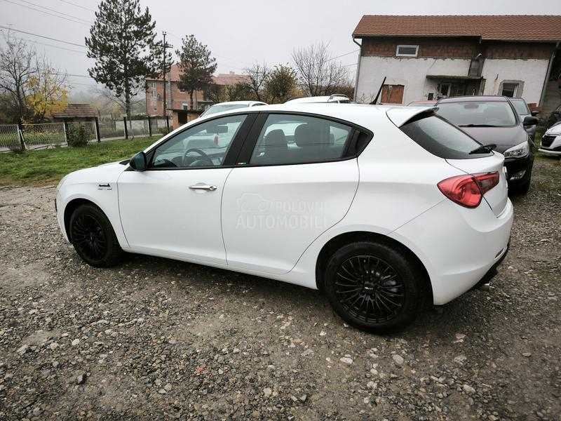 Alfa Romeo Giulietta 1.4tb CH NOV