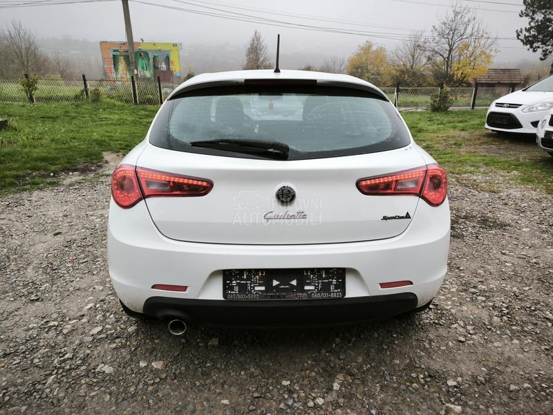 Alfa Romeo Giulietta 1.4tb CH NOV
