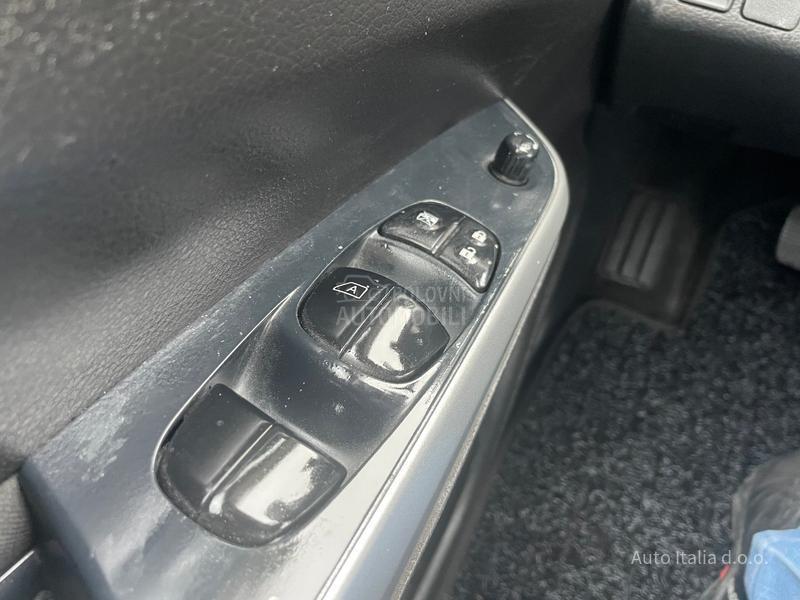 Nissan Navara 2.3 dci double cab