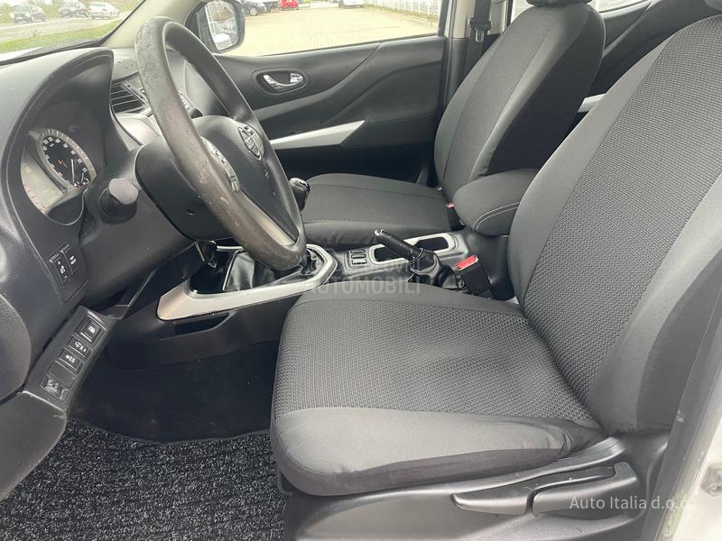 Nissan Navara 2.3 dci double cab