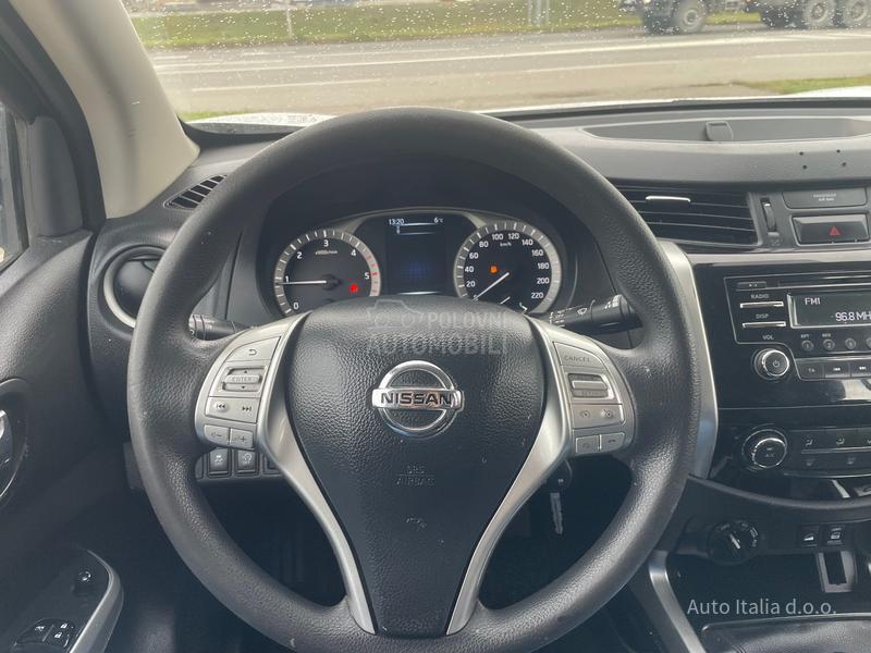 Nissan Navara 2.3 dci double cab