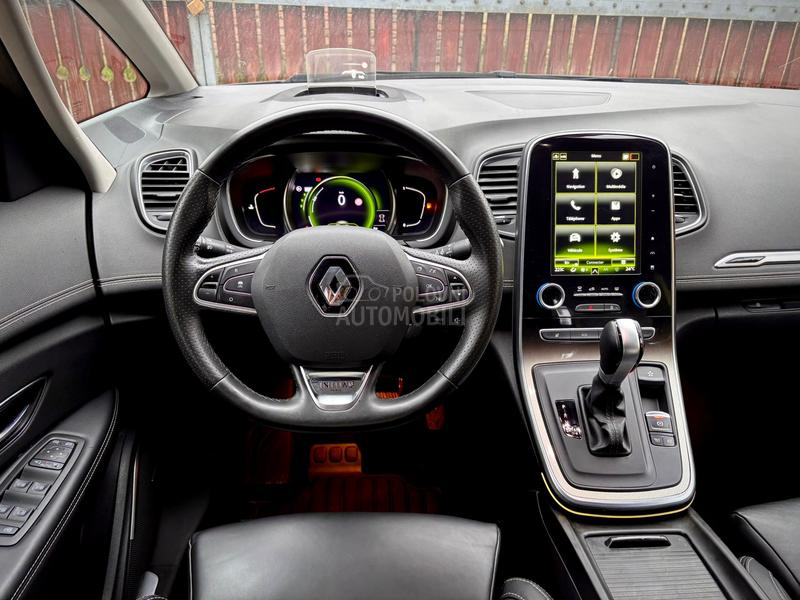 Renault Scenic 1.3 TCe PARIS INITIA