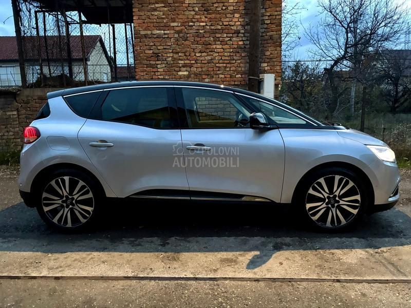 Renault Scenic 1.3 TCe PARIS INITIA