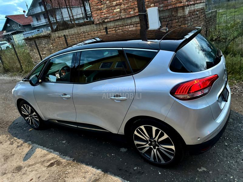 Renault Scenic 1.3 TCe PARIS INITIA