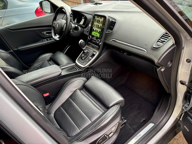 Renault Scenic 1.3 TCe PARIS INITIA