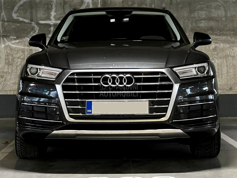 Audi Q5 2.0TDI Led/Kam/Nav