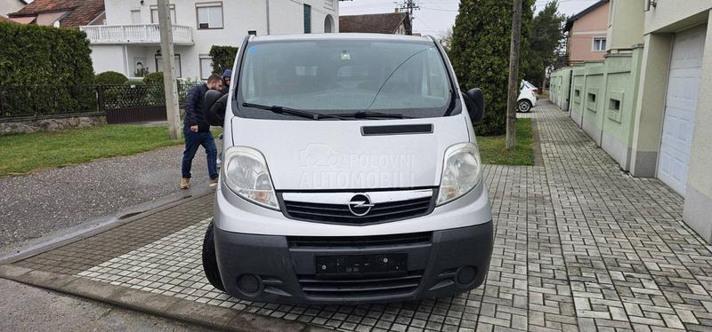 Opel Vivaro 2.0CDTI/K.L.I.M.A