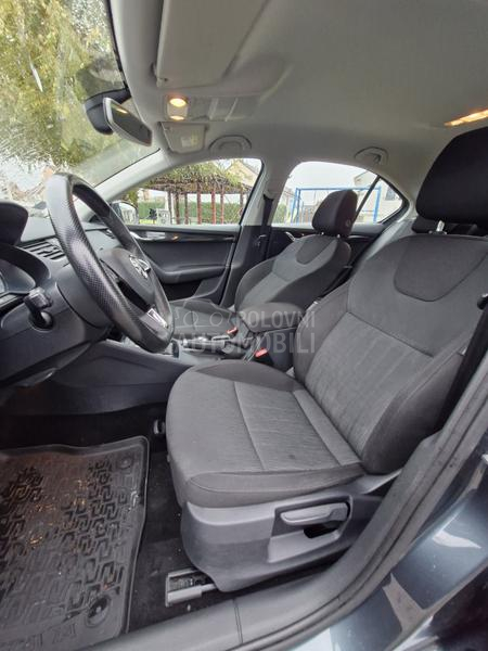 Škoda Octavia 1.6 STYLE