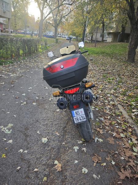 Suzuki V STROM