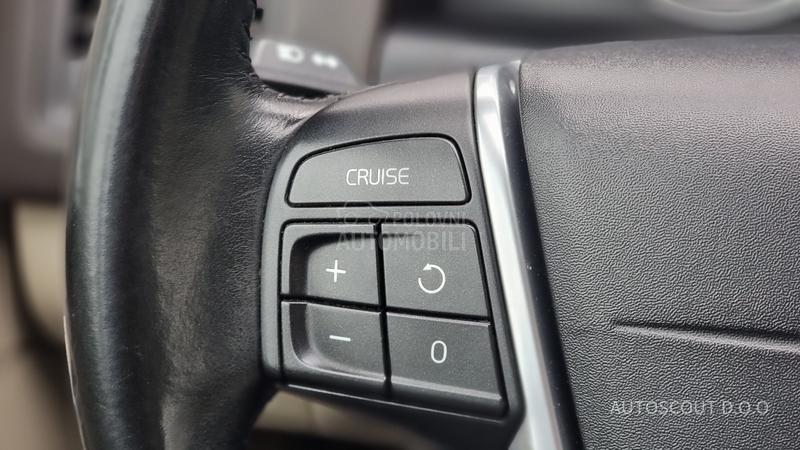 Volvo XC60 2.4 D3 AWD