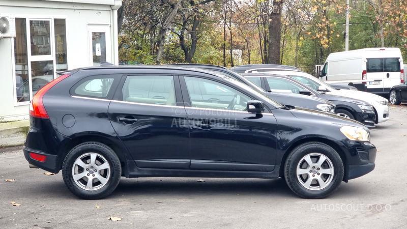 Volvo XC60 2.4 D3 AWD