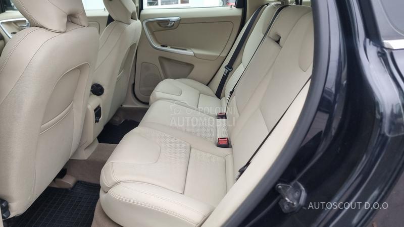 Volvo XC60 2.4 D3 AWD