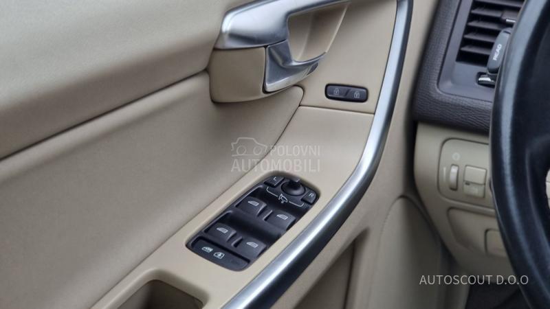 Volvo XC60 2.4 D3 AWD