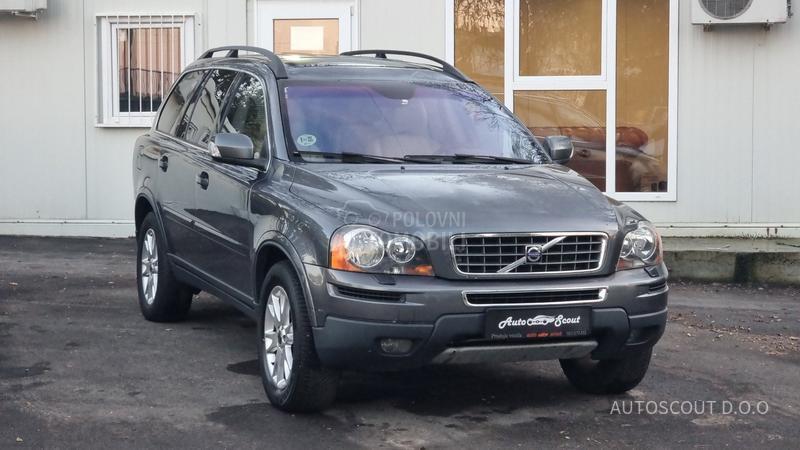 Volvo XC90 2.4 D5 AWD