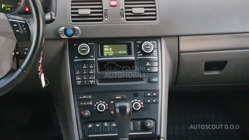 Volvo XC90 2.4 D5 AWD
