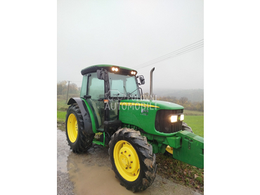 John Deere 5515
