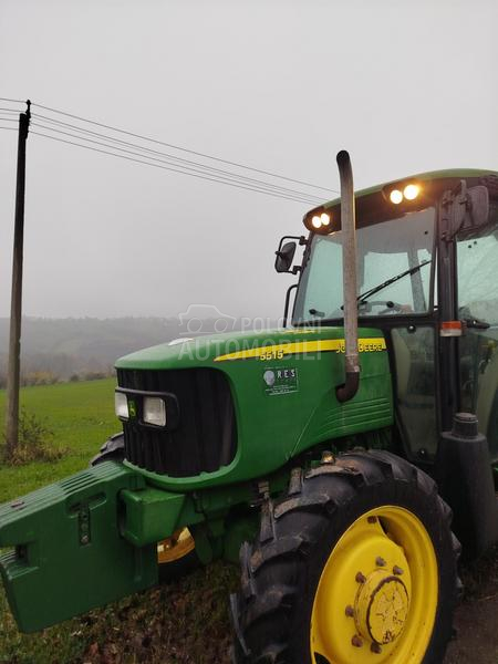 John Deere 5515