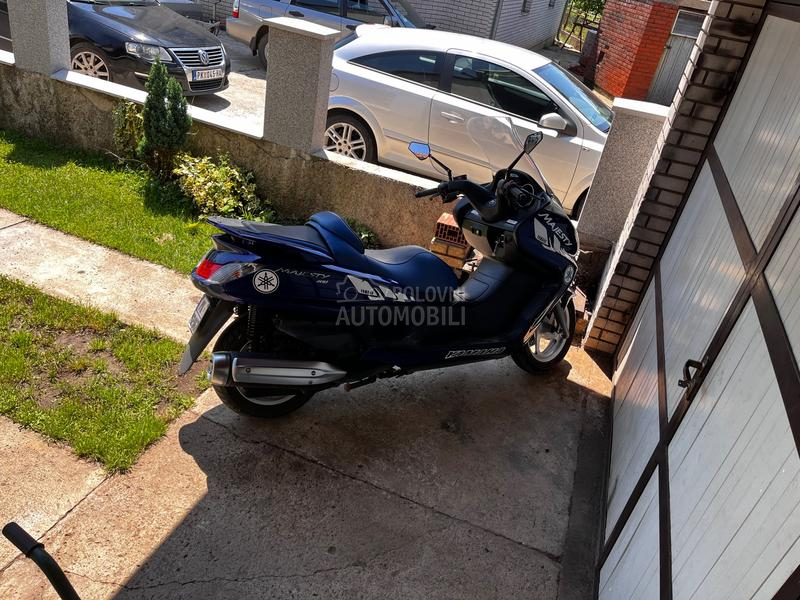 Yamaha majesty 400