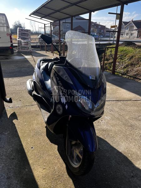 Yamaha majesty 400