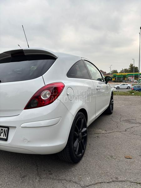 Opel Corsa D 