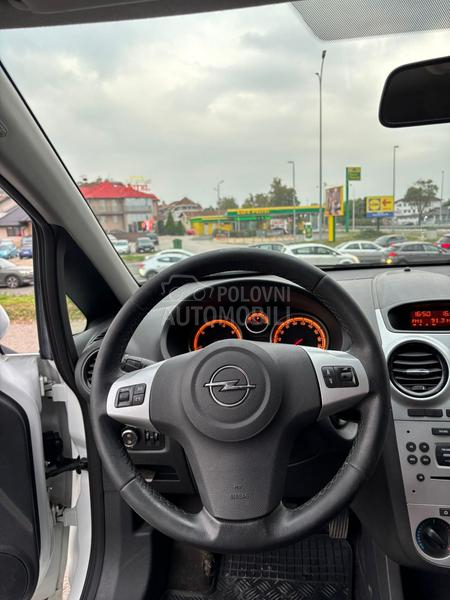 Opel Corsa D 