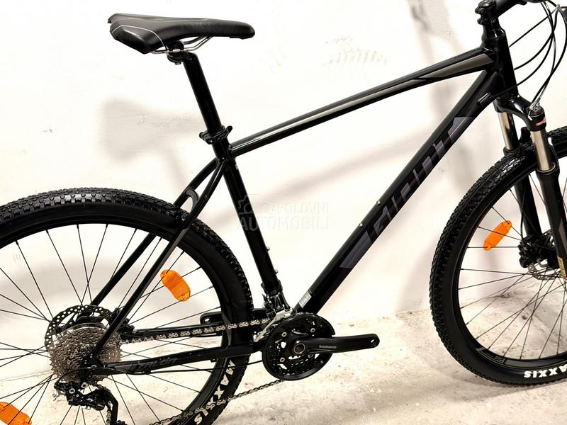 Giant Talon 29
