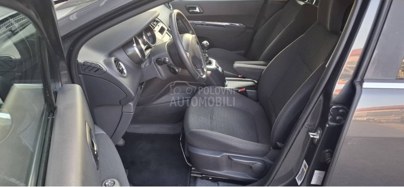 Peugeot 5008 1.6.HDi restajling