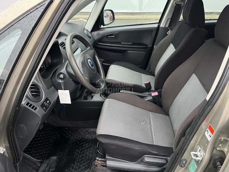 Fiat Sedici 1.6 4x4 OČUVAN 2006