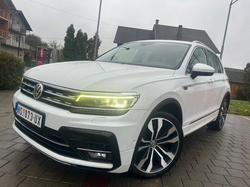 Volkswagen Tiguan 2.0 R-LINE VIRT PANO