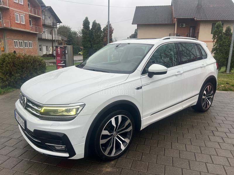Volkswagen Tiguan 2.0 R-LINE VIRT PANO