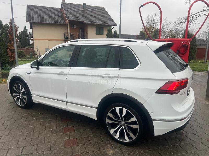 Volkswagen Tiguan 2.0 R-LINE VIRT PANO