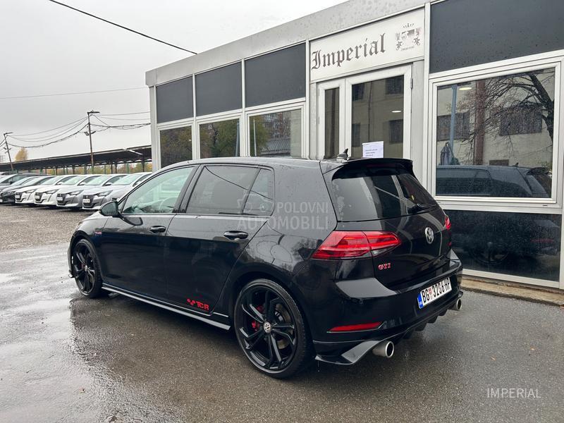 Volkswagen Golf 7 GTI
