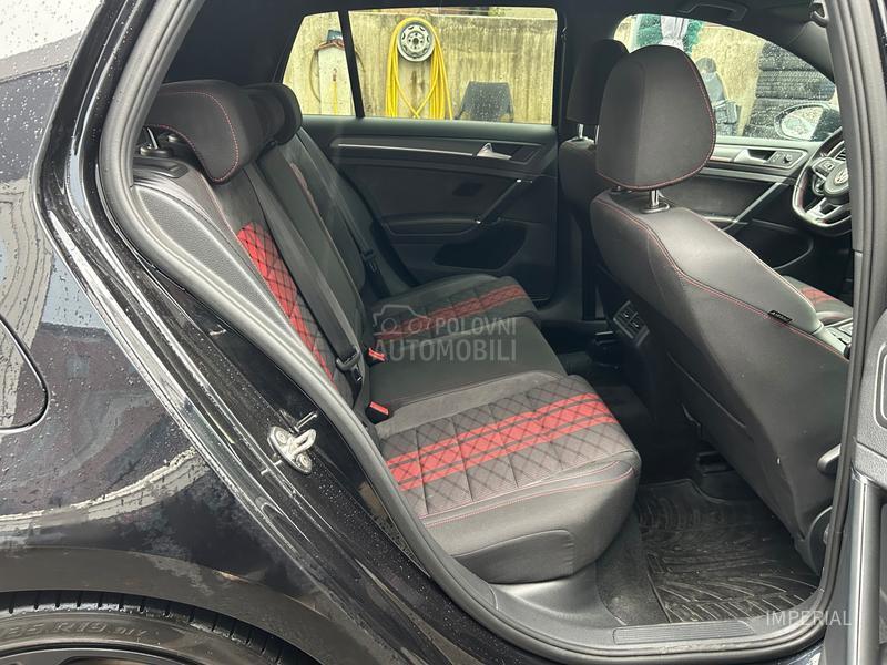 Volkswagen Golf 7 GTI