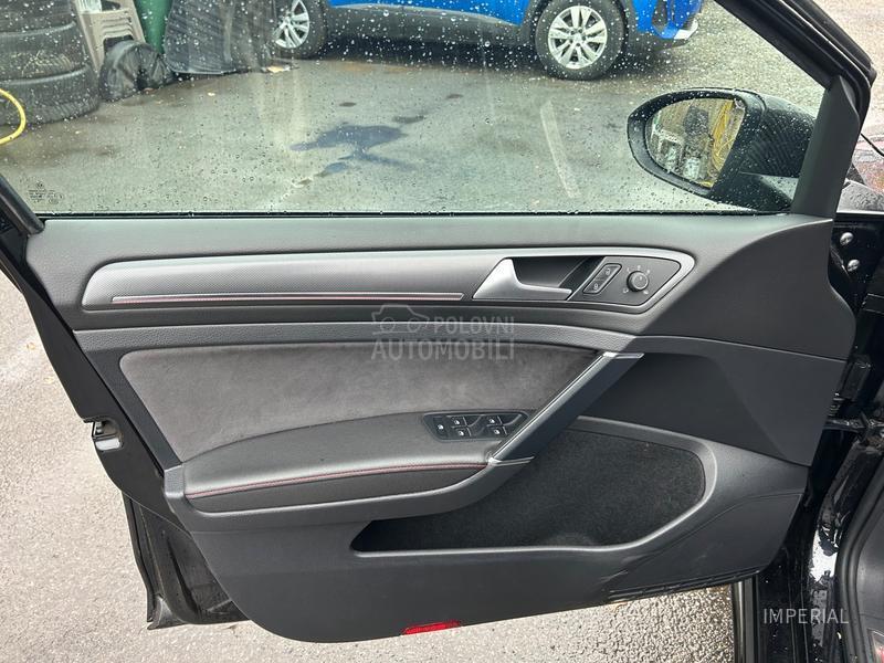 Volkswagen Golf 7 GTI