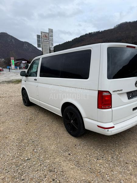 Volkswagen Multivan 