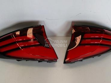 stop lampa leva desna za Toyota C-HR od 2016. do 2023. god.