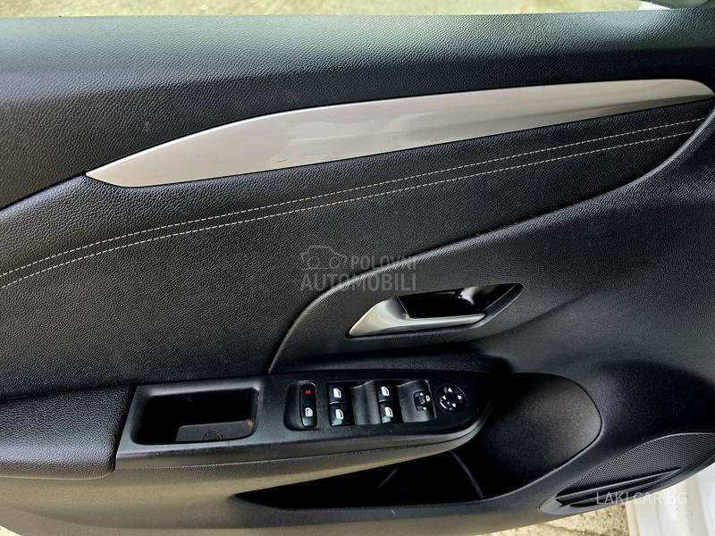 Opel Corsa F GS LINE 1.5 CDTI