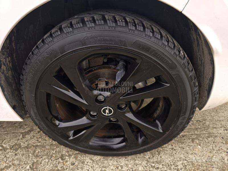 Opel Corsa F GS LINE 1.5 CDTI