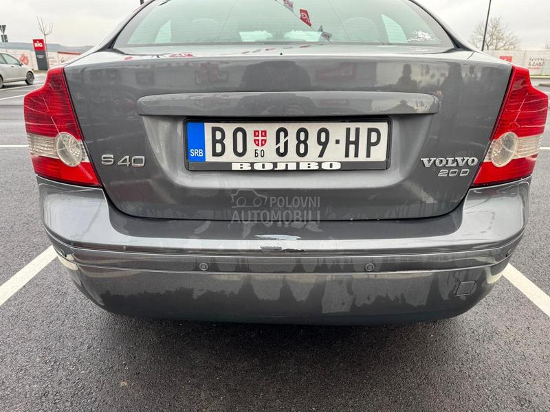Volvo S40 