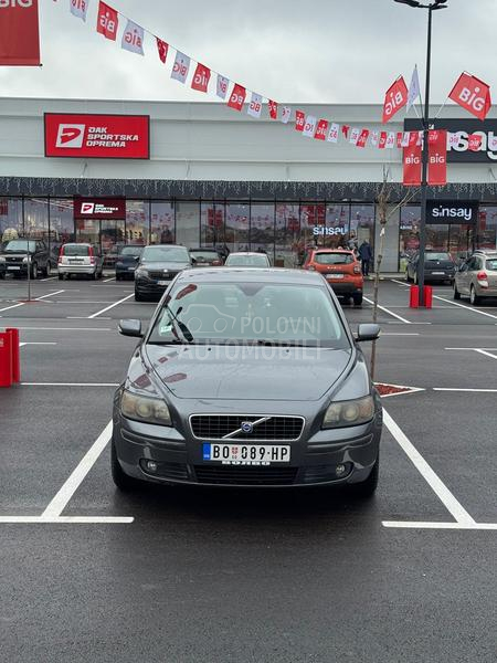 Volvo S40 