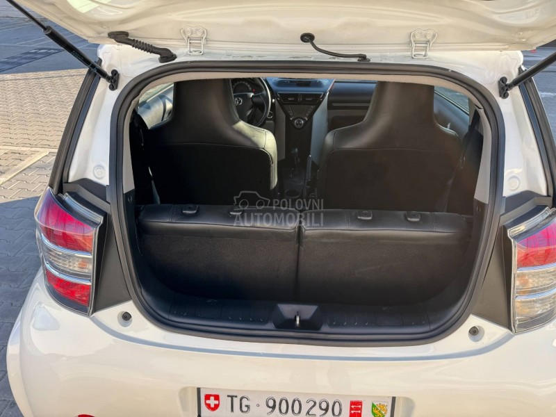 Toyota iQ 1.33i Matik JBL