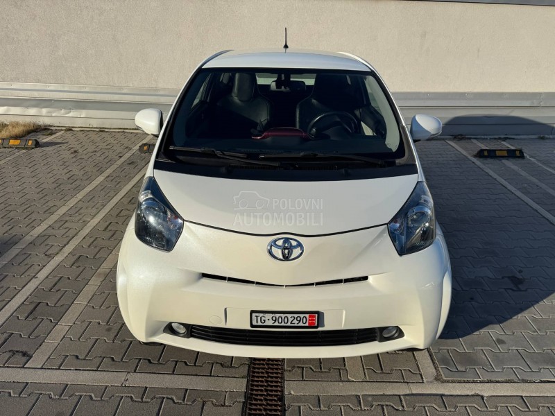 Toyota iQ 1.33i Matik JBL