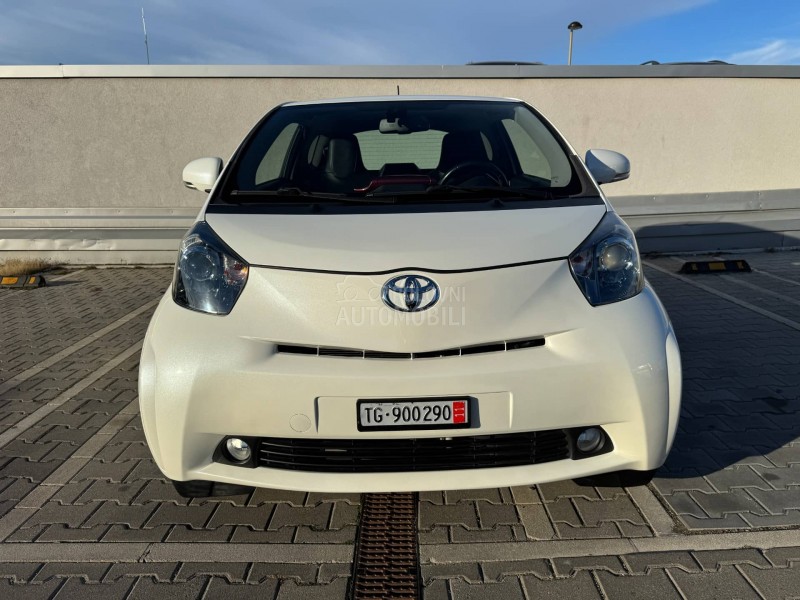 Toyota iQ 1.33i Matik JBL