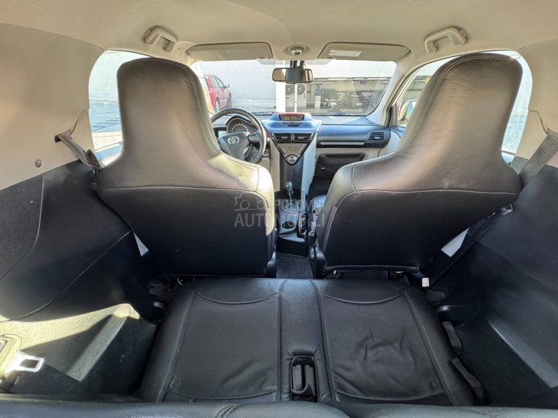 Toyota iQ 1.33i Matik JBL
