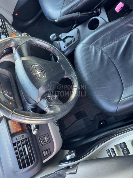 Toyota iQ 1.33i Matik JBL