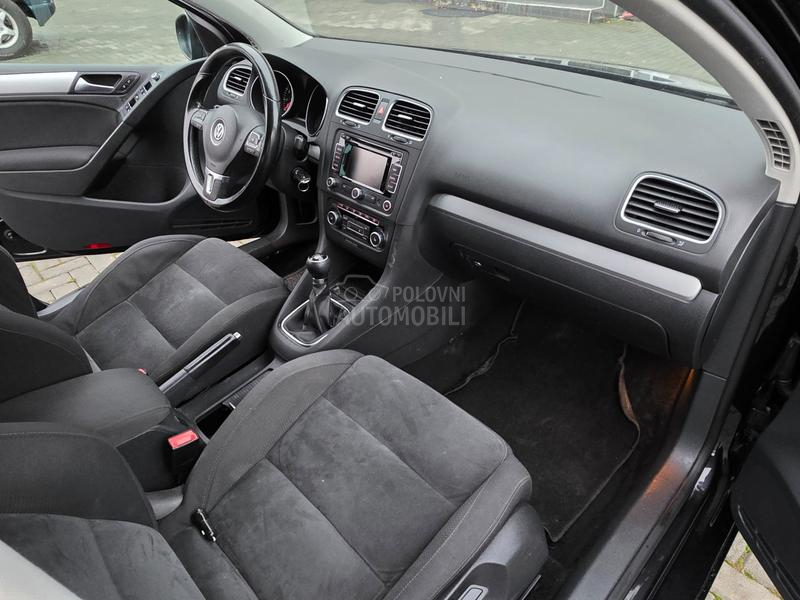 Volkswagen Golf 6 1.2  TSI. HIGHLINE
